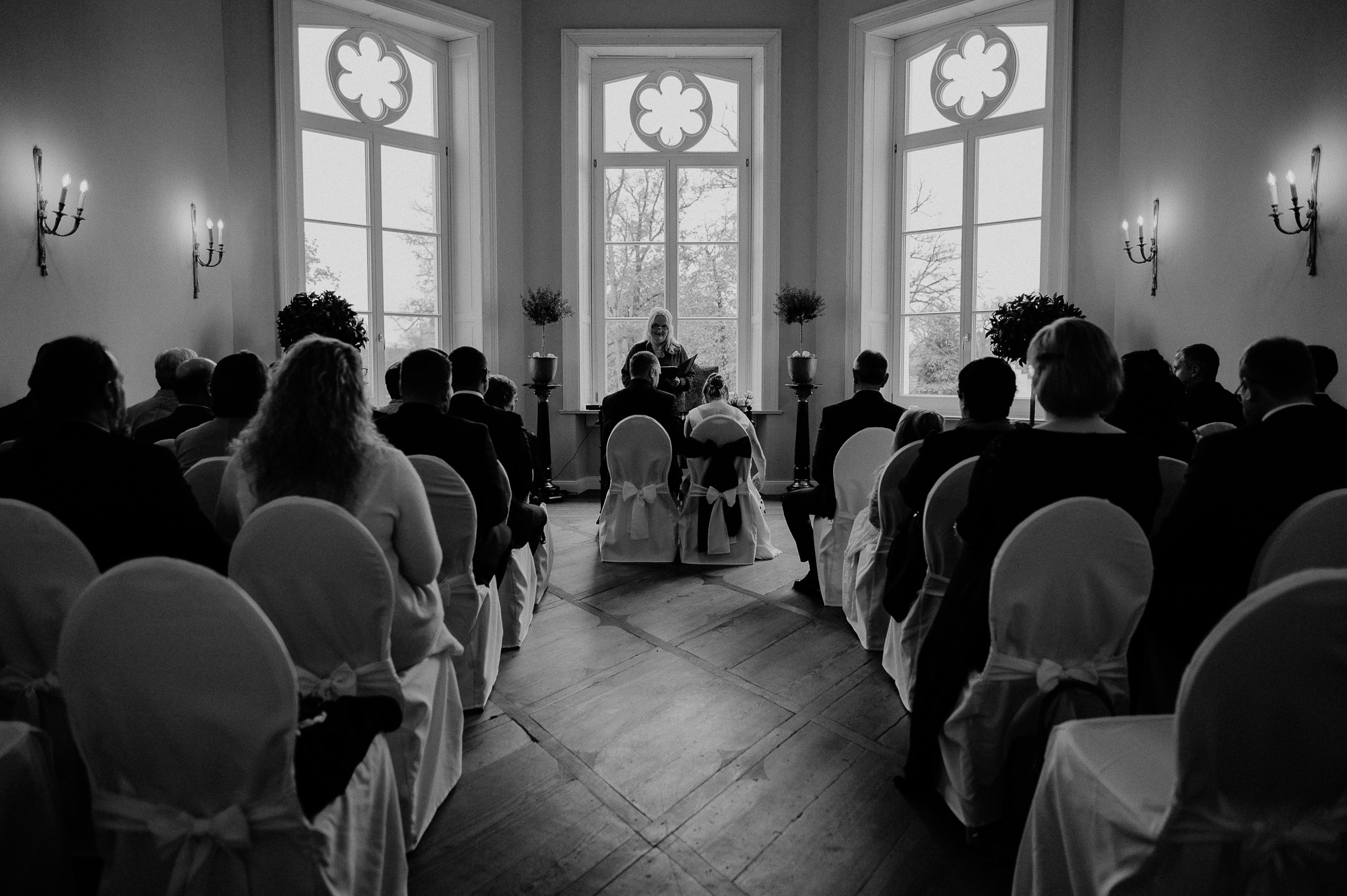 Hochzeitsfotograf-Schloss-Schlemmin-Heiraten-Gut-Ulrichshusen-Rostock-Mecklenburg-Vorpommern-Gutshaus-Moisall-Bothmer-Herrenhaus-Samow-Wismar-Fotograf-Trauung-Scheunenhochzeit-Boho-berlin-bernau-hochzeitsfotograf-oranienburg-Gut Mönkhof-Bastion Hamburg-Hochzeitsfotografie-Gut Bliestorf-Heiraten-Herrenhaus-Vogelsang-Rostock-Hochzeit